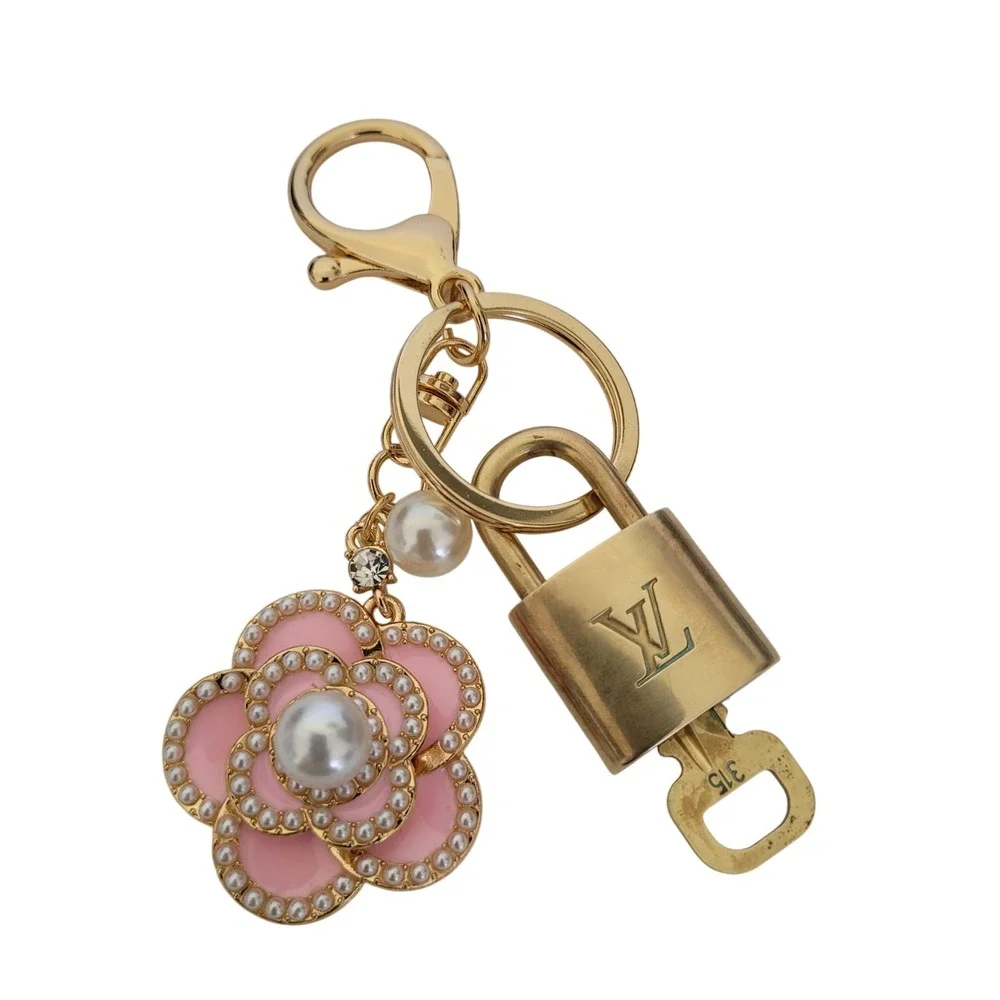 Louis Vuitton Padlock Key 315 Bag Charm Pink Camellia Pearl Keychain Accessory